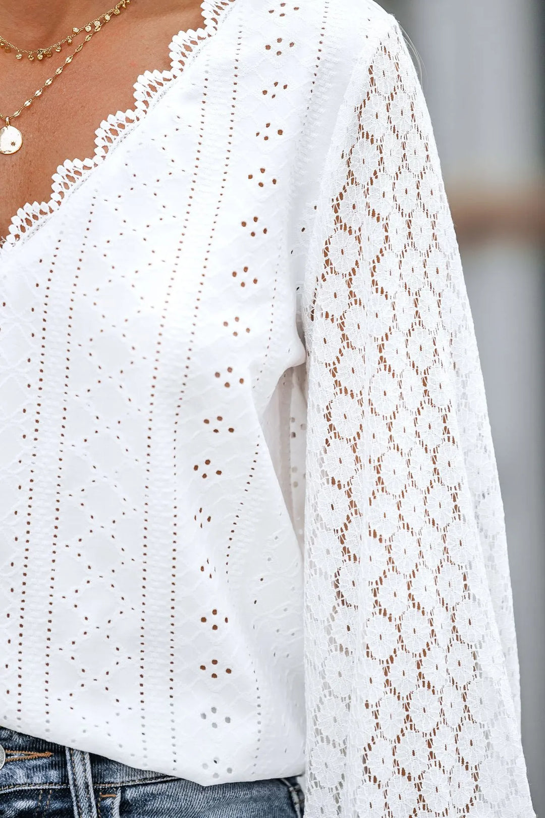 Blouse - V-Hals Ontwerp & Knoopsluiting