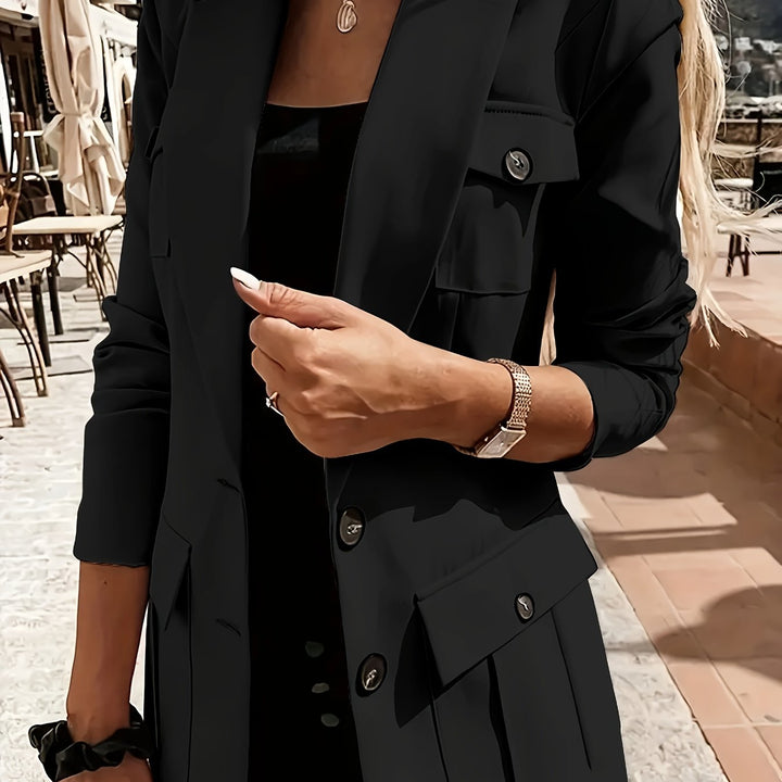 Blazer – Knoopsluiting & Functionele Zakken