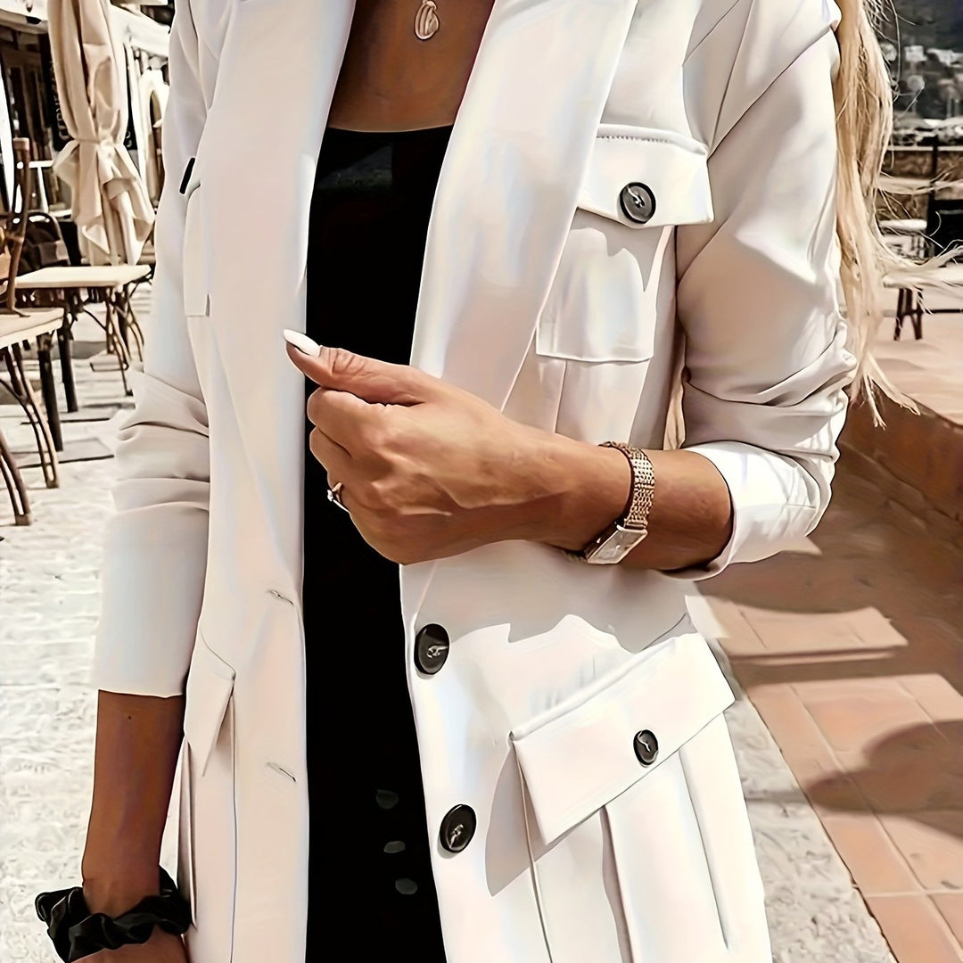 Blazer – Knoopsluiting & Functionele Zakken