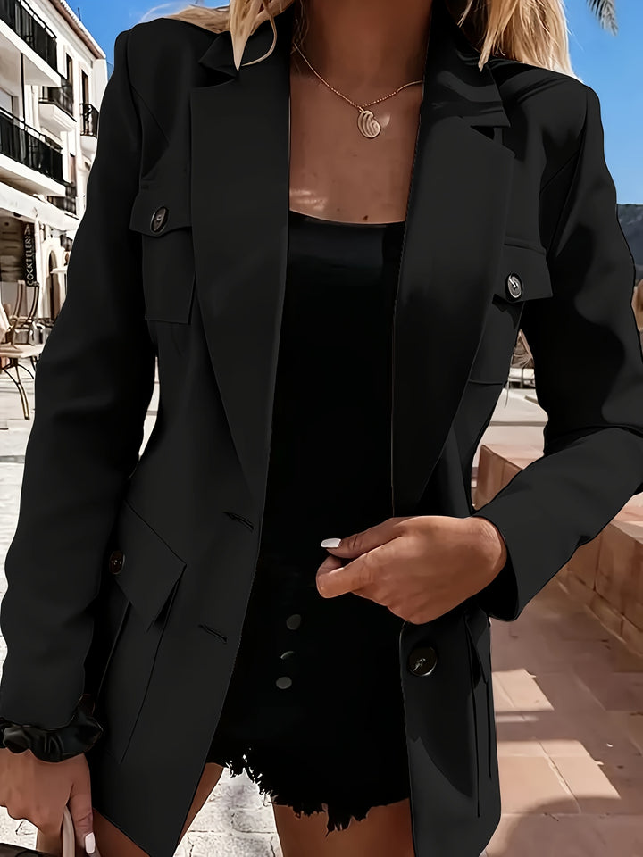 Blazer – Knoopsluiting & Functionele Zakken