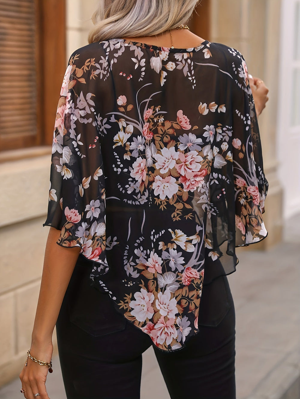 Bloem Motief Blouse - Knop Sluiting & Staande Kraag Design