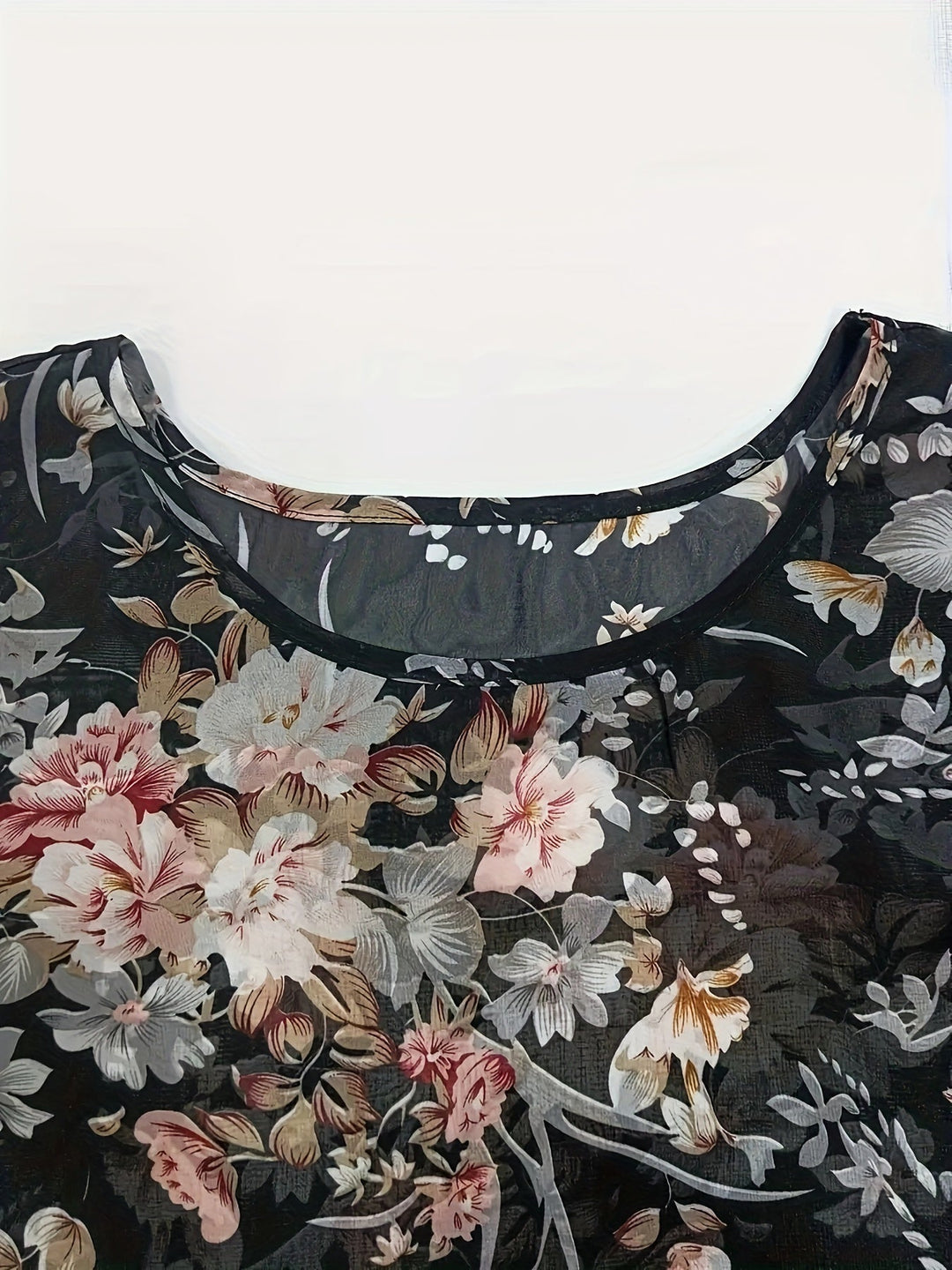 Bloem Motief Blouse - Knop Sluiting & Staande Kraag Design