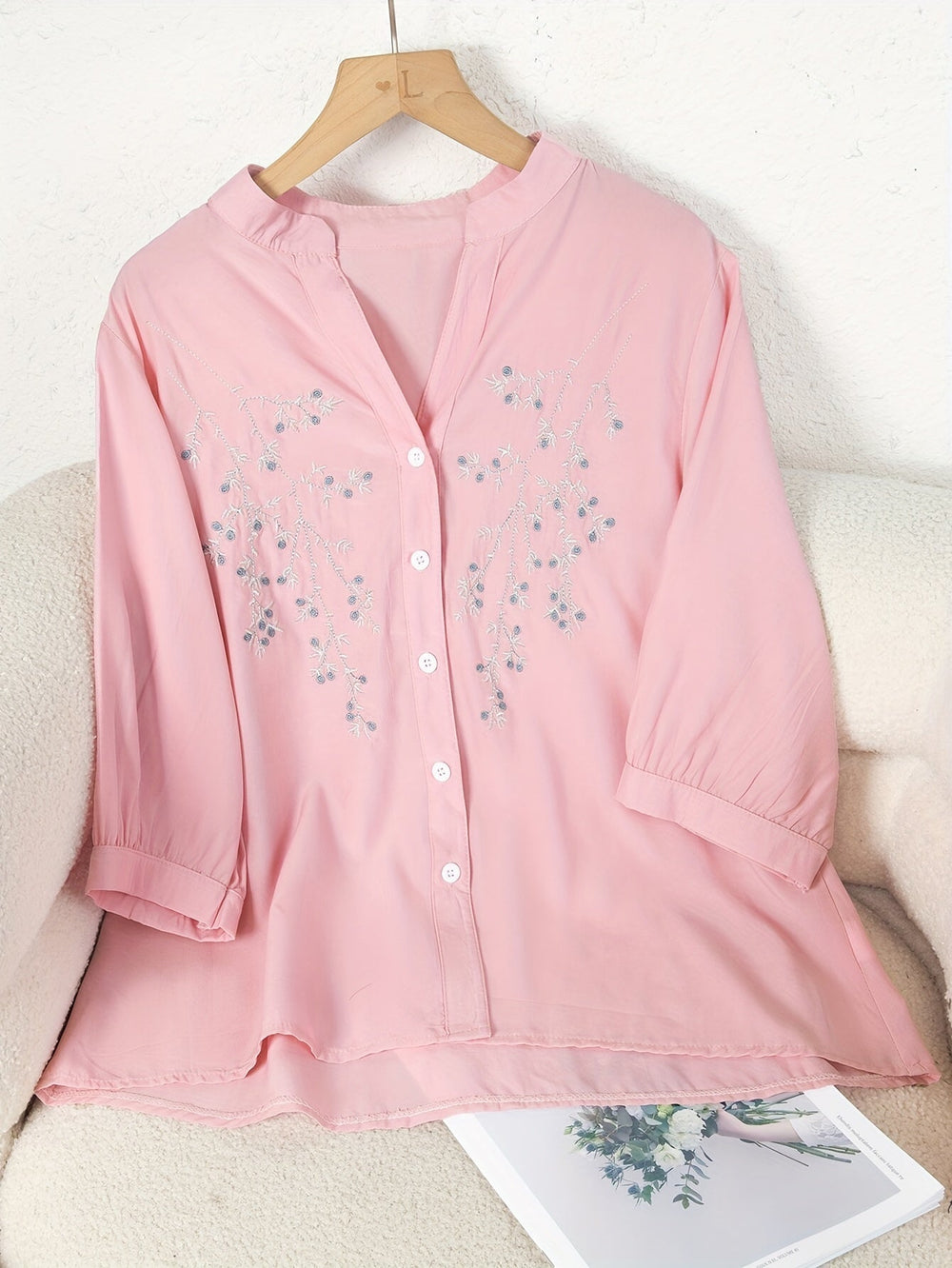 Bloemmotief Blouse - Knop Voorontwerp & Staande Kraag