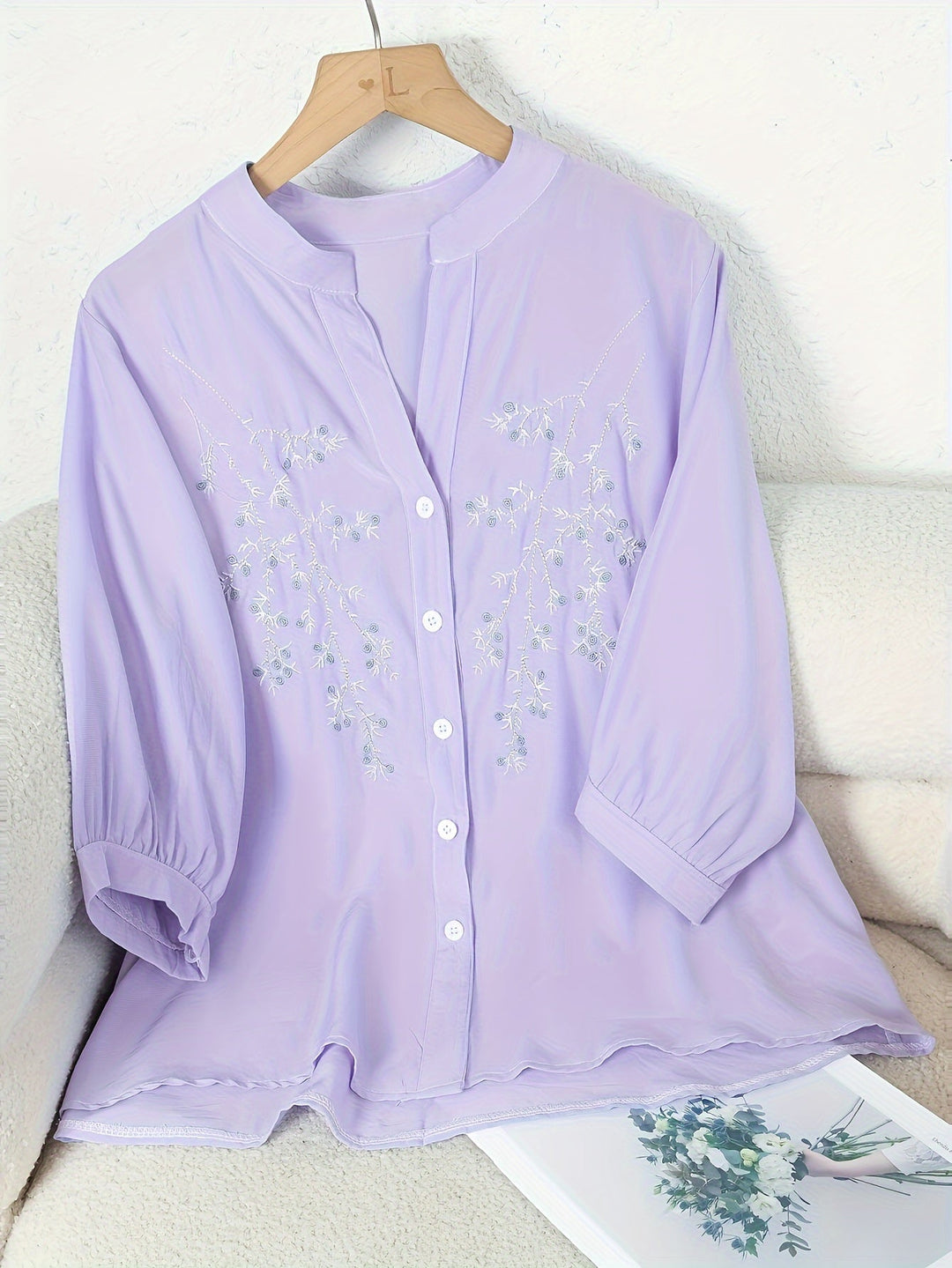 Bloemmotief Blouse - Knop Voorontwerp & Staande Kraag