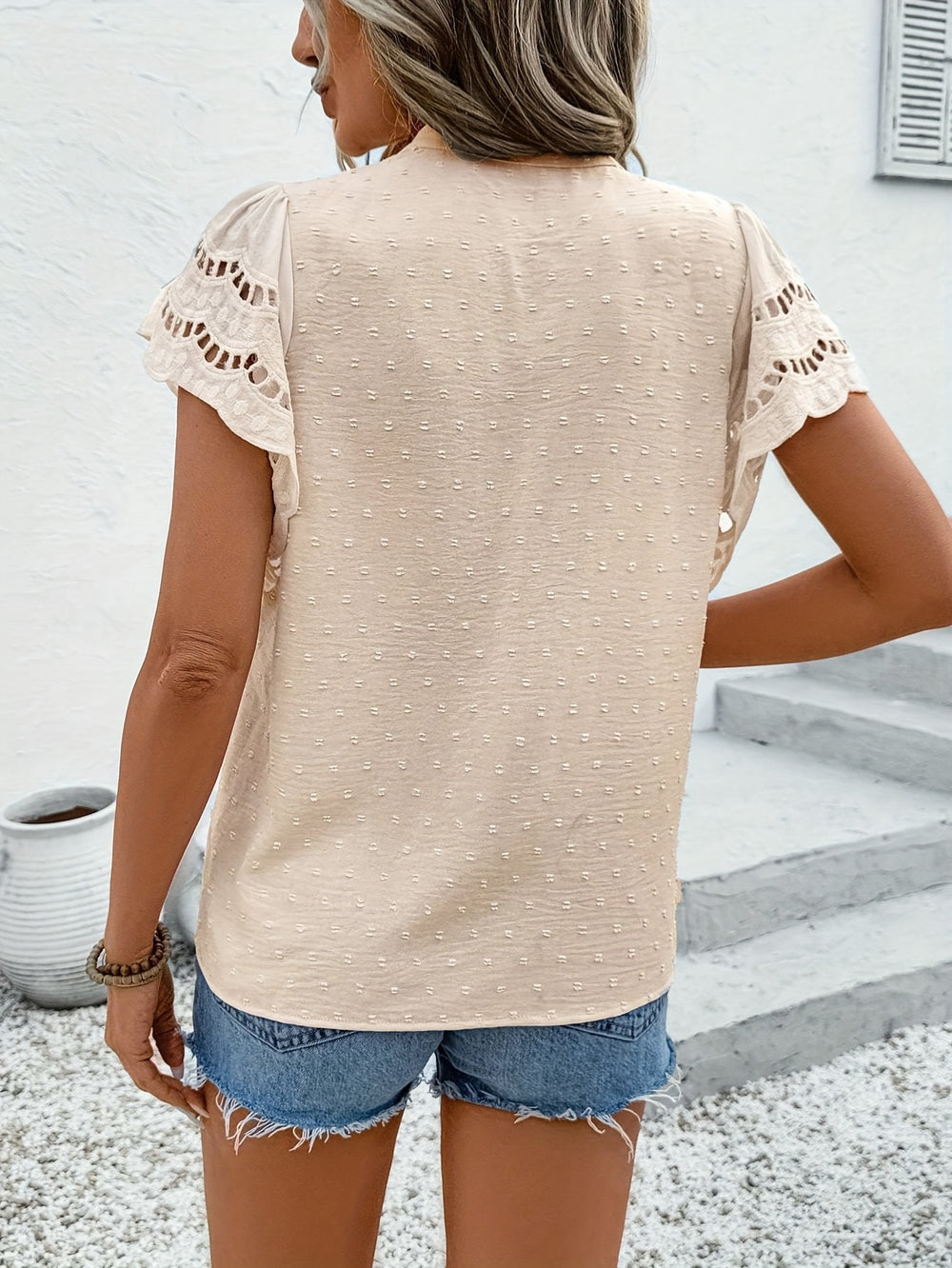 Blouse – Geplooide Mouwen & Knoopsluiting