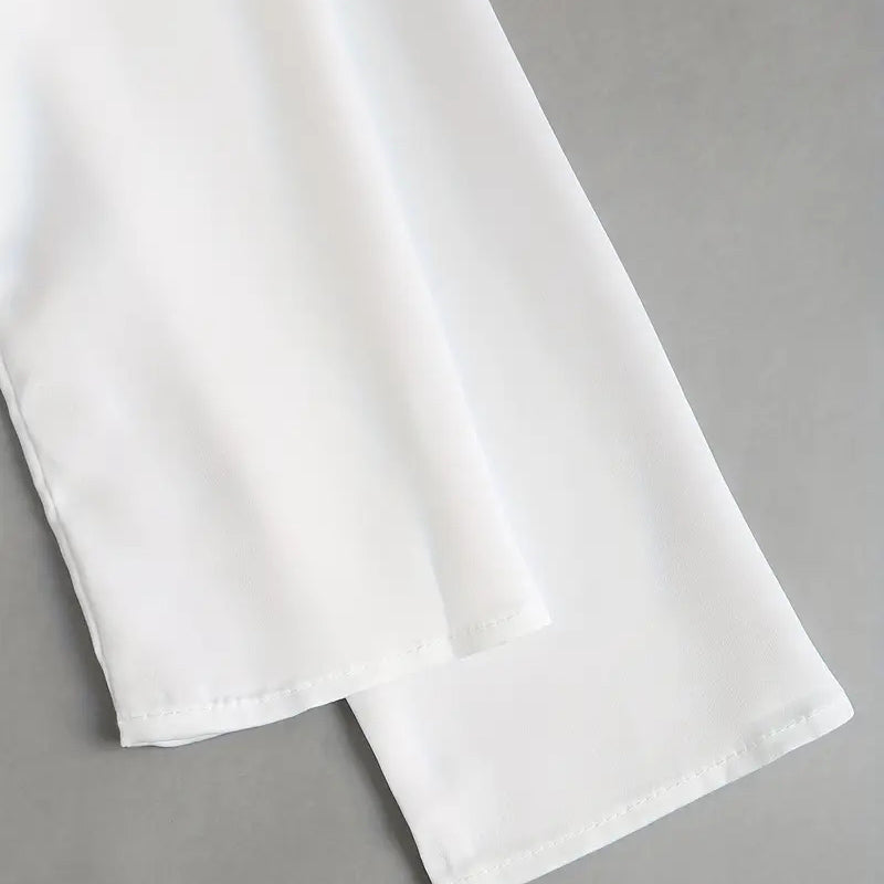 Blouse – Knoopsluiting En Gerimpelde Borst & Flexibele Vorm