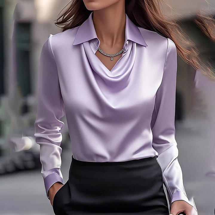 Blouse – Knoopsluiting En Gerimpelde Borst & Flexibele Vorm