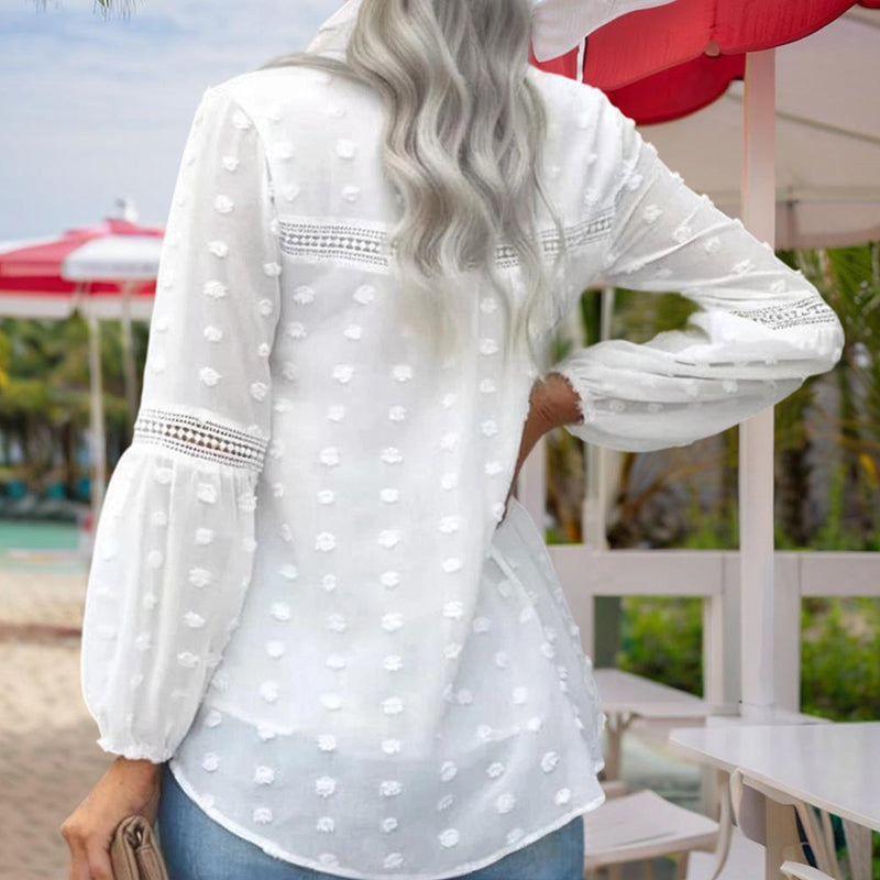 Blouse – V-Hals Met Kantopeningen & Luchtig Draagcomfort