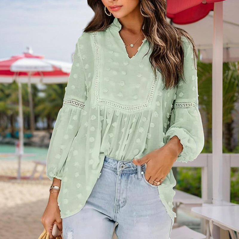 Blouse – V-Hals Met Kantopeningen & Luchtig Draagcomfort