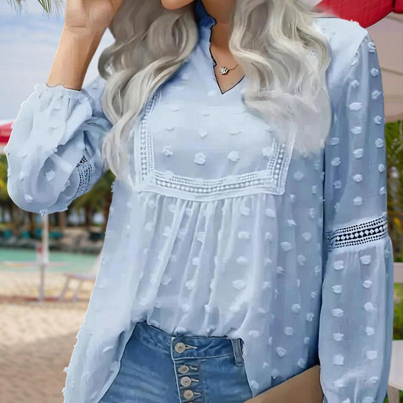 Blouse – V-Hals Met Kantopeningen & Luchtig Draagcomfort