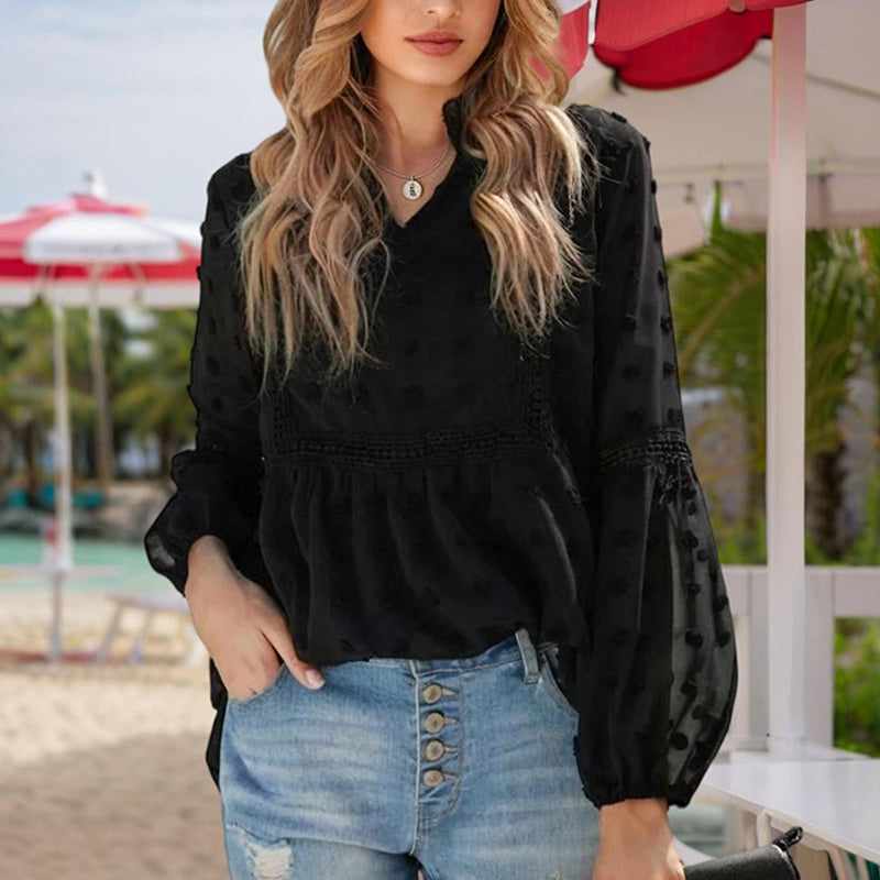 Blouse – V-Hals Met Kantopeningen & Luchtig Draagcomfort