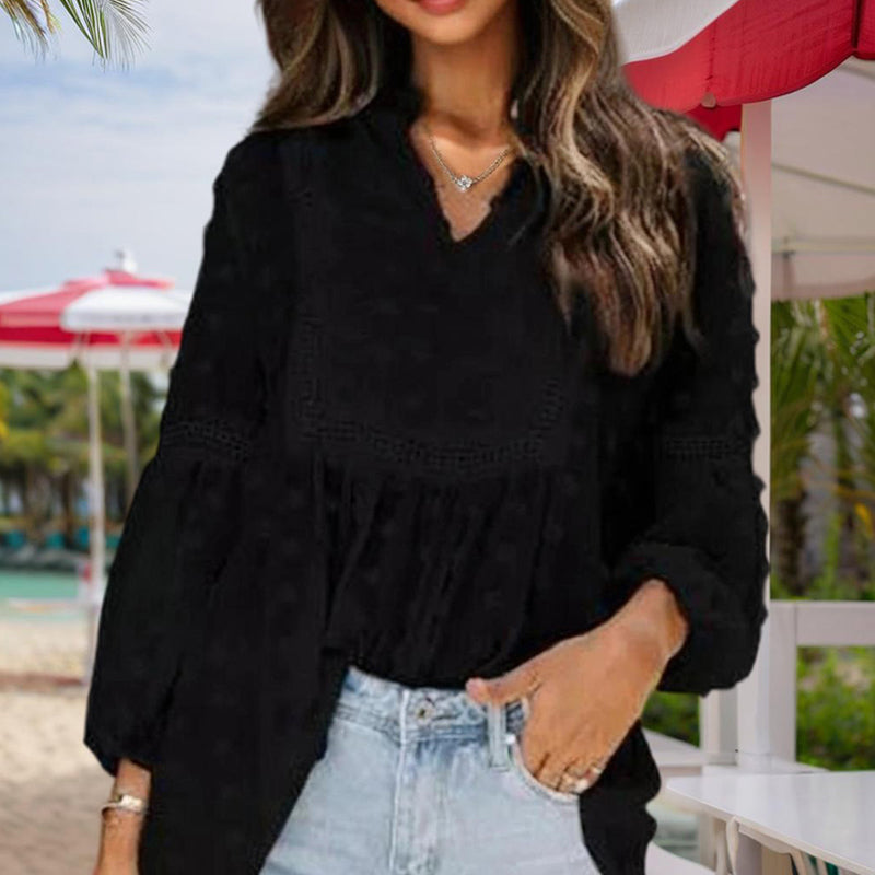 Blouse – V-Hals Met Kantopeningen & Luchtig Draagcomfort