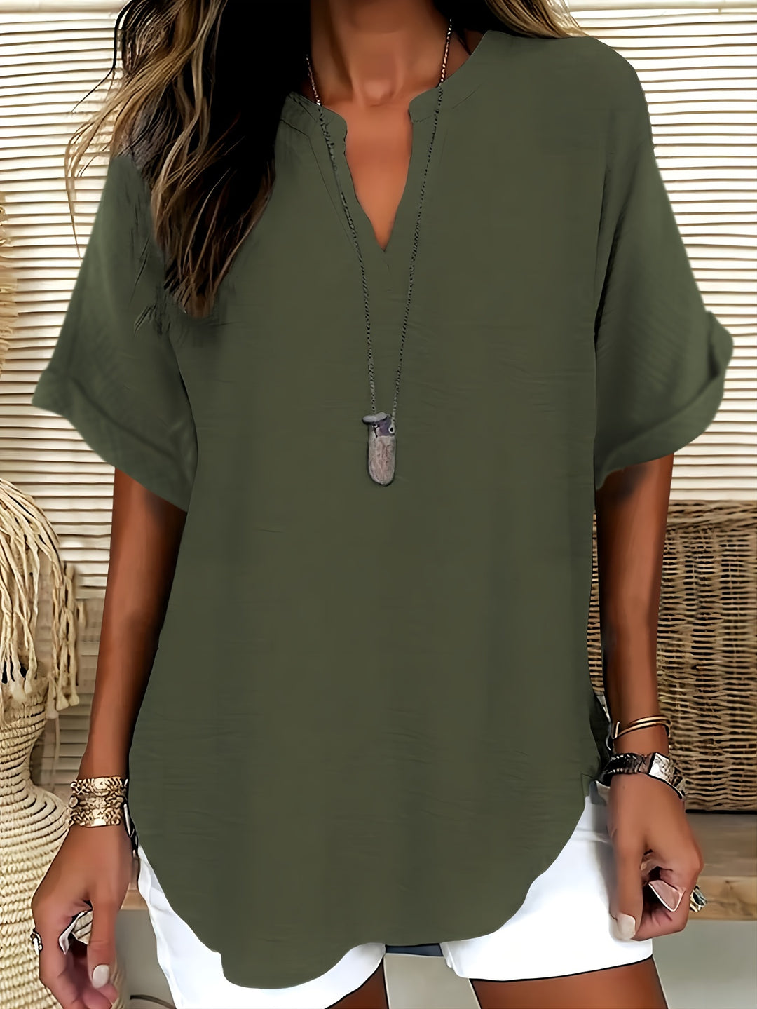 Blouse – V-hals & Losse Pasvorm met Korte Mouwen