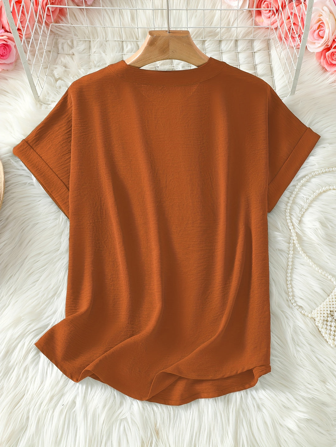 Blouse – V-hals & Losse Pasvorm met Korte Mouwen