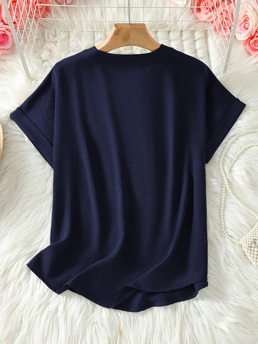 Blouse – V-hals & Losse Pasvorm met Korte Mouwen