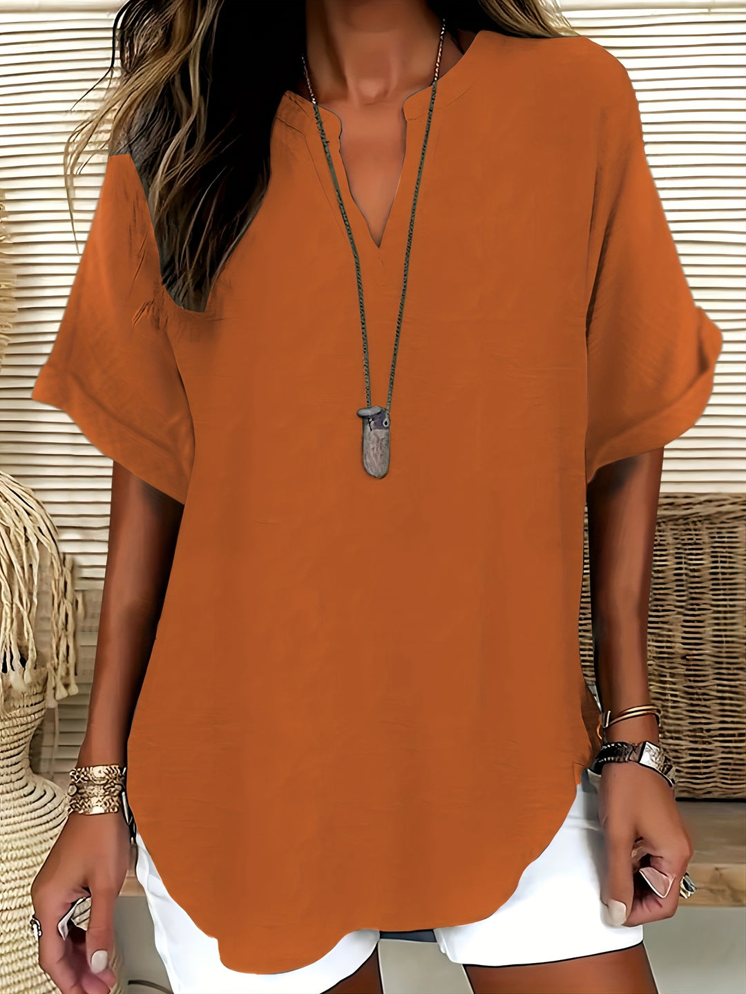 Blouse – V-hals & Losse Pasvorm met Korte Mouwen