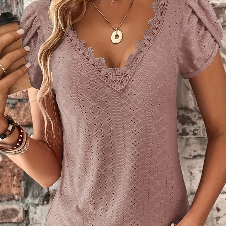 Blouse – V-hals met Kanten Bies & Flexibele Pasvorm