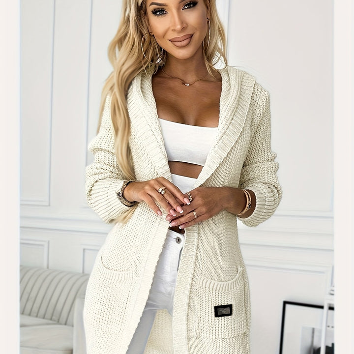 Cardigan – Gebreide Structuur & Capuchon