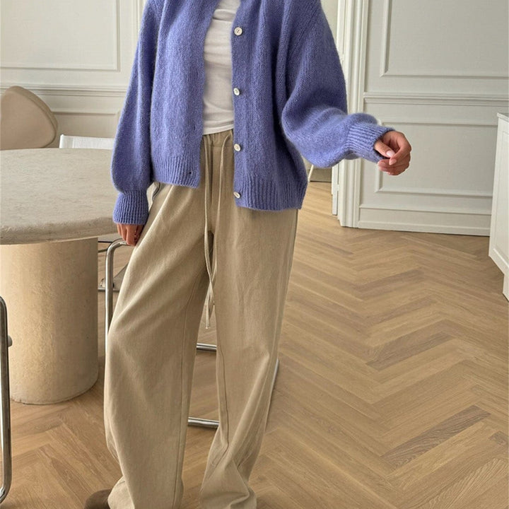 Cardigan – Knoopsluiting & Zachte Warmte