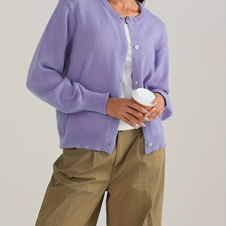 Cardigan – Knoopsluiting & Zachte Warmte