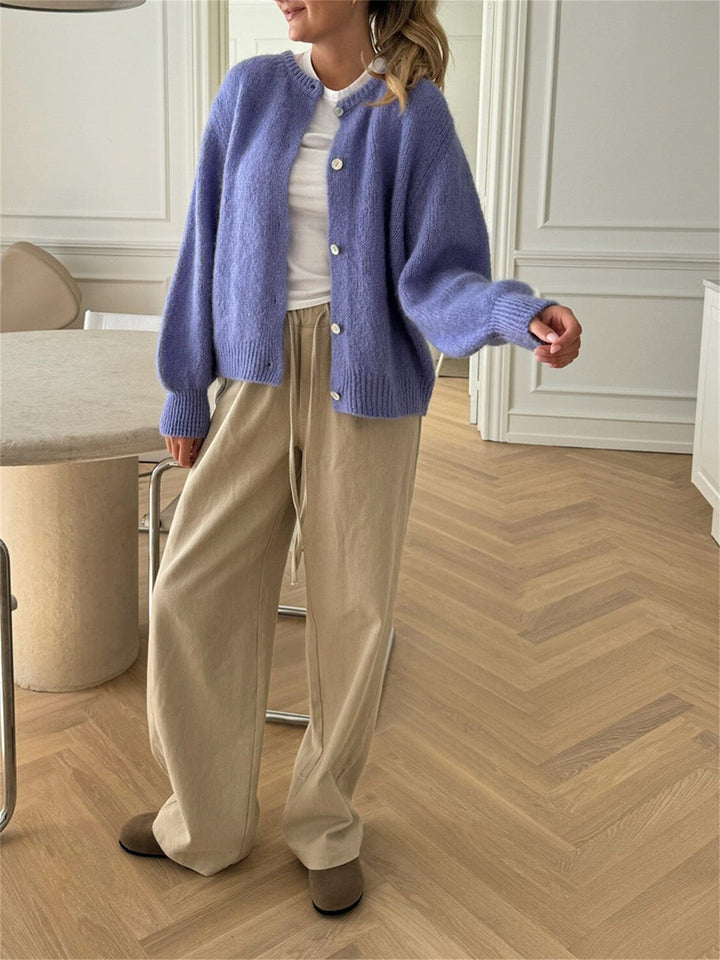 Cardigan – Knoopsluiting & Zachte Warmte