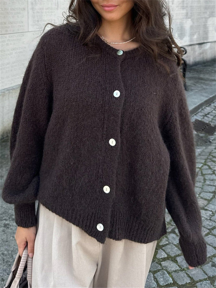 Cardigan – Knoopsluiting & Zachte Warmte