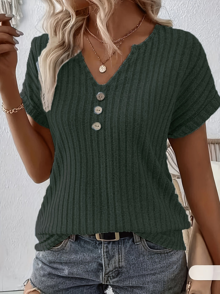 Casual Gestreept T-Shirt – V-Hals Ontwerp & Knoopsluiting