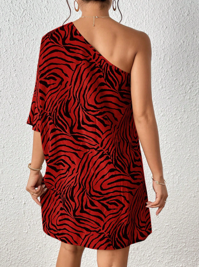 Casual Jurk – Asymmetrische Kraag & Natuurlijke Taille