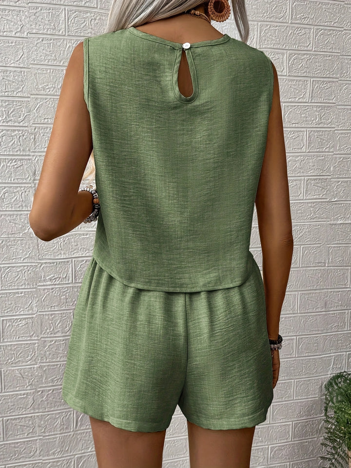 Casual Set – Mouwloze Blouse met Knoopdetail & Regular Fit Broek