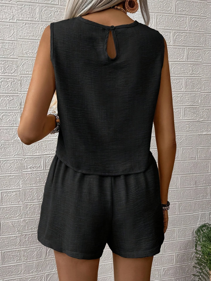 Casual Set – Mouwloze Blouse met Knoopdetail & Regular Fit Broek