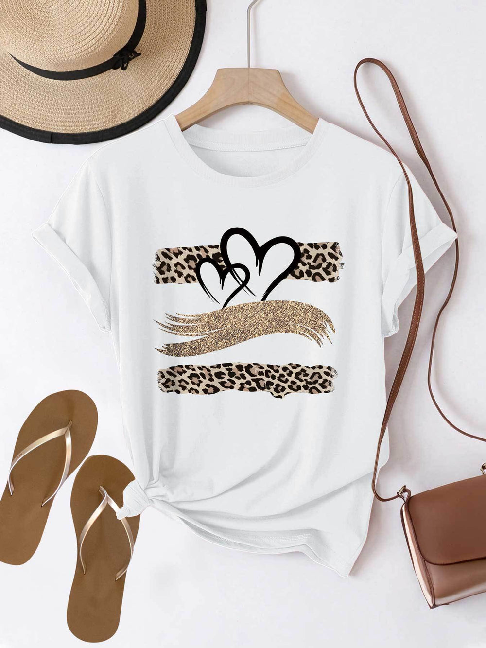 Casual T-shirt – Korte Mouw & Luipaardprint met Hartengrafiek