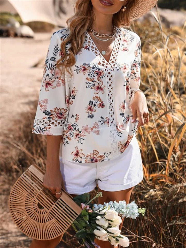 Casual V-hals Shirt – Luchtige Stof & Ruimvallende Vorm