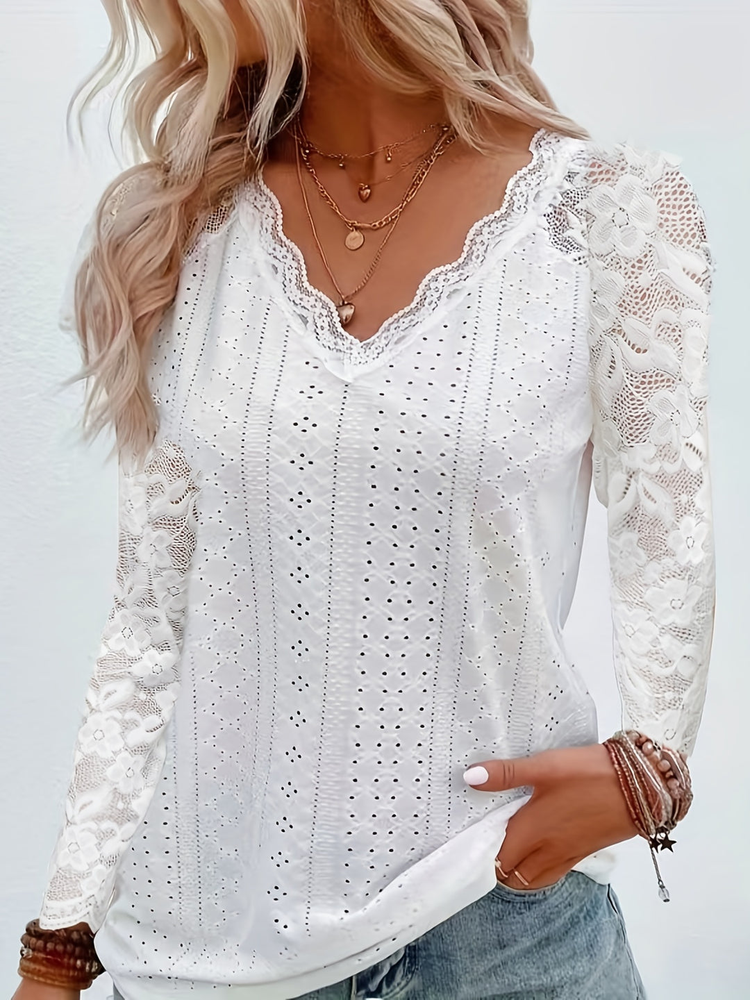 Contrast Kant V-hals T-shirt – Zachte Stof & Flexibele Pasvorm