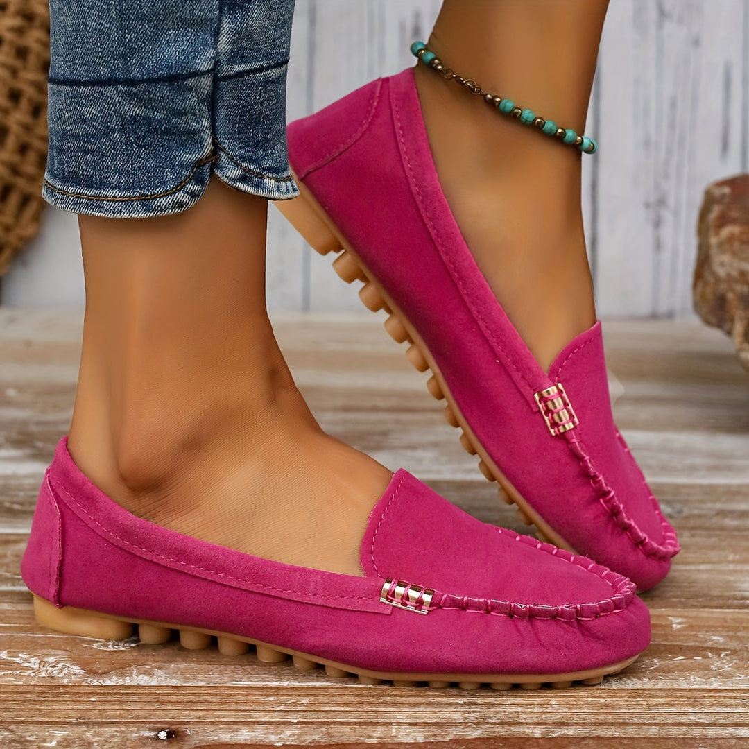 Damesschoenen – Ronde Teen & Metalen Accent