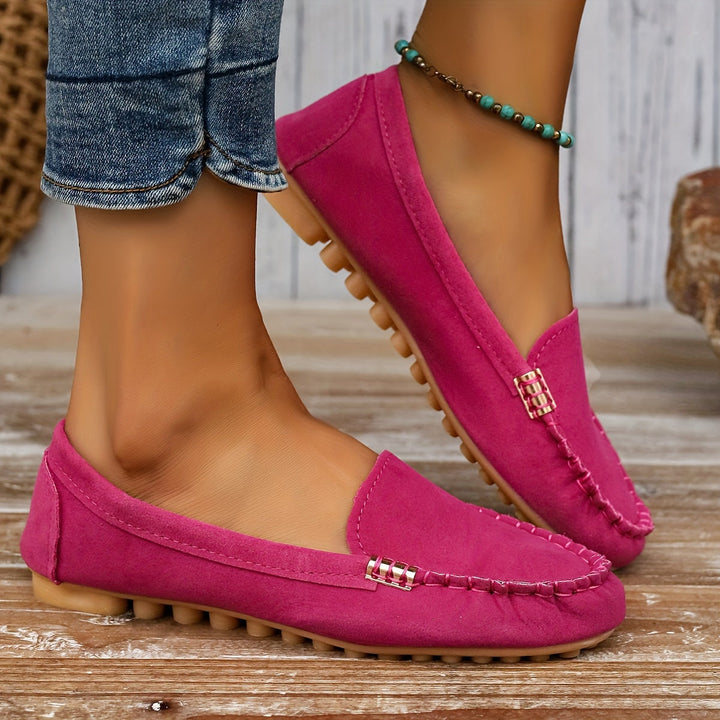 Damesschoenen – Ronde Teen & Metalen Accent