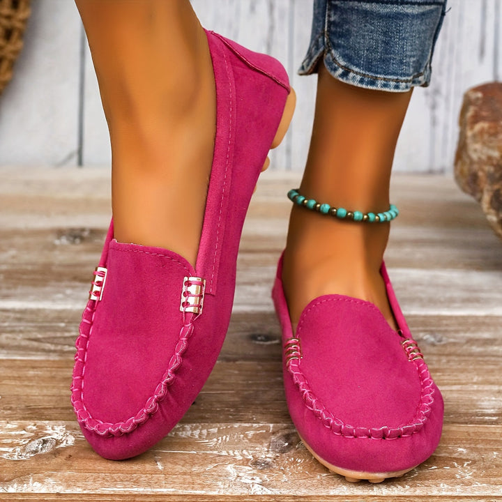 Damesschoenen – Ronde Teen & Metalen Accent