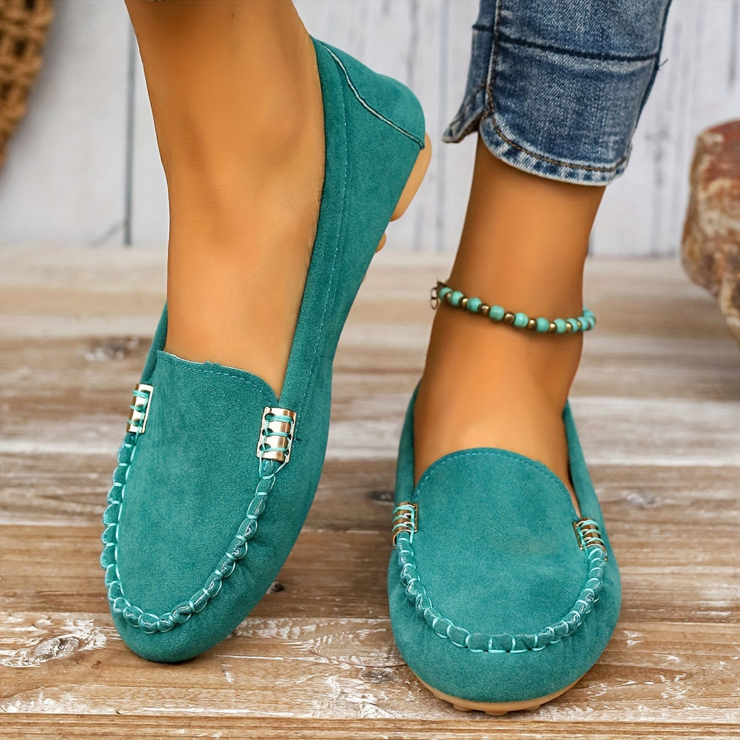 Damesschoenen – Ronde Teen & Metalen Accent