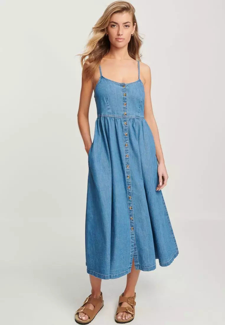 Denim Jurk – Knoopsluiting & Ruime Snit