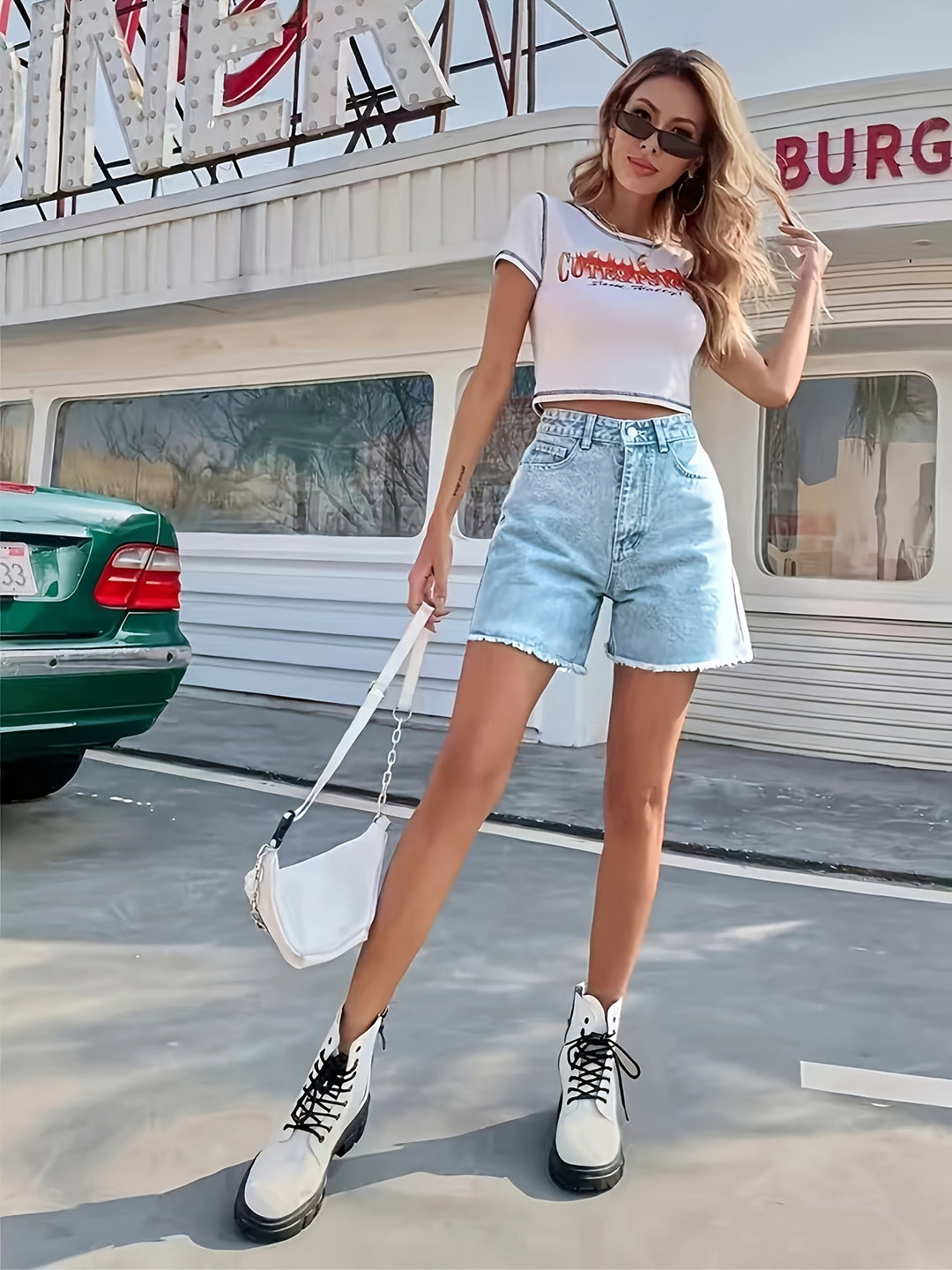 Denim Shorts – Afgefaneerde Zoom & Comfortabele Pasvorm