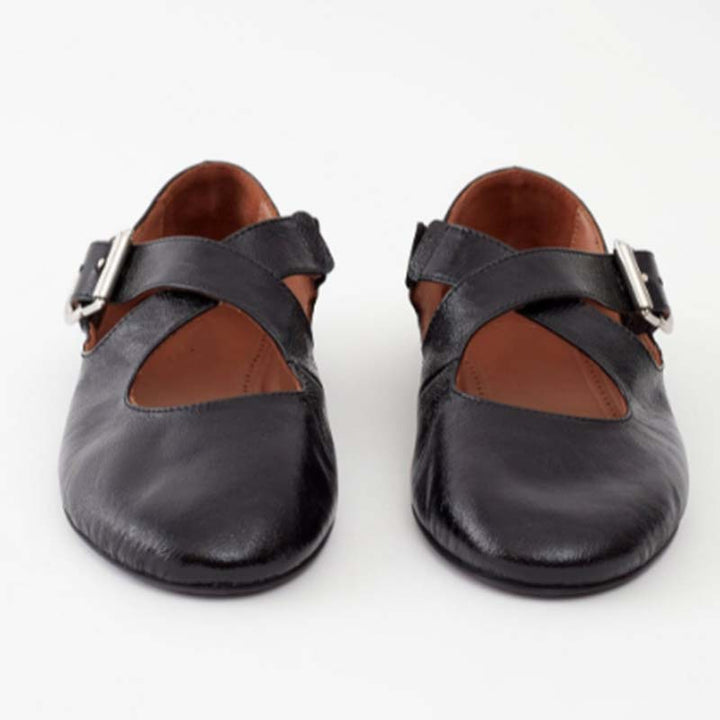 Flats Pumps – Ronde Neus & Kruisband Design