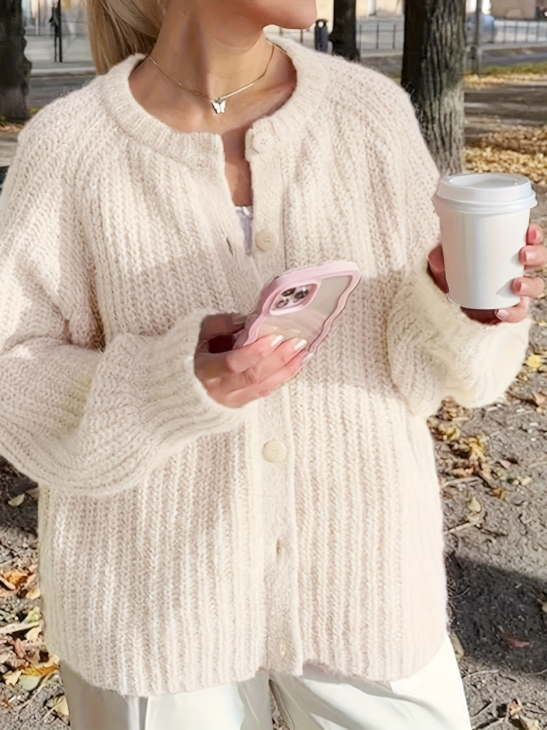 Gebreide Cardigan – Knoopsluiting & Lange Mouwen