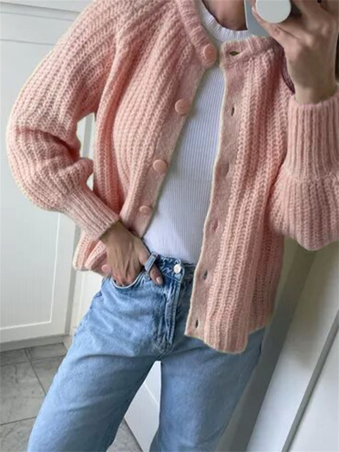 Gebreide Cardigan – Knoopsluiting & Lange Mouwen