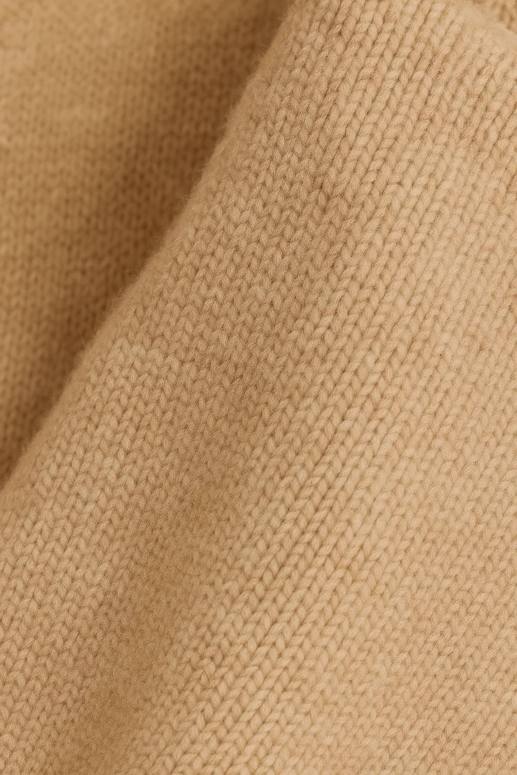 Gebreide Trui – Colkraag & Knoopdetail Mouwen