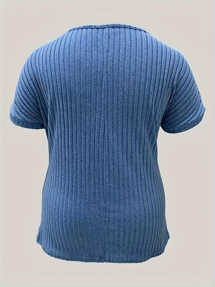 Gebreide top - V-hals en decoratieve knoopdetails