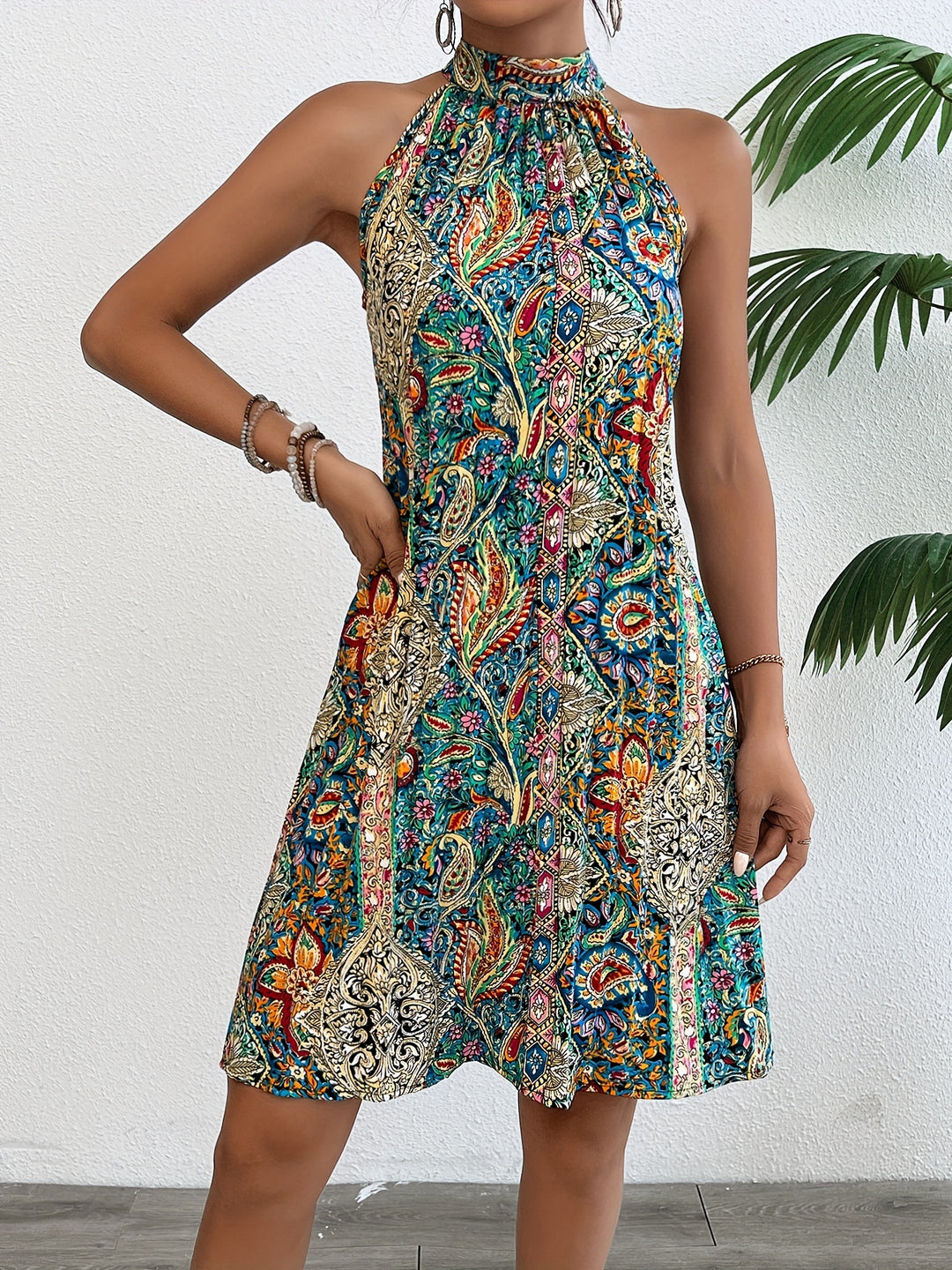 Geplooide Jurk – Bloemenprint & Mouwloos Ontwerp