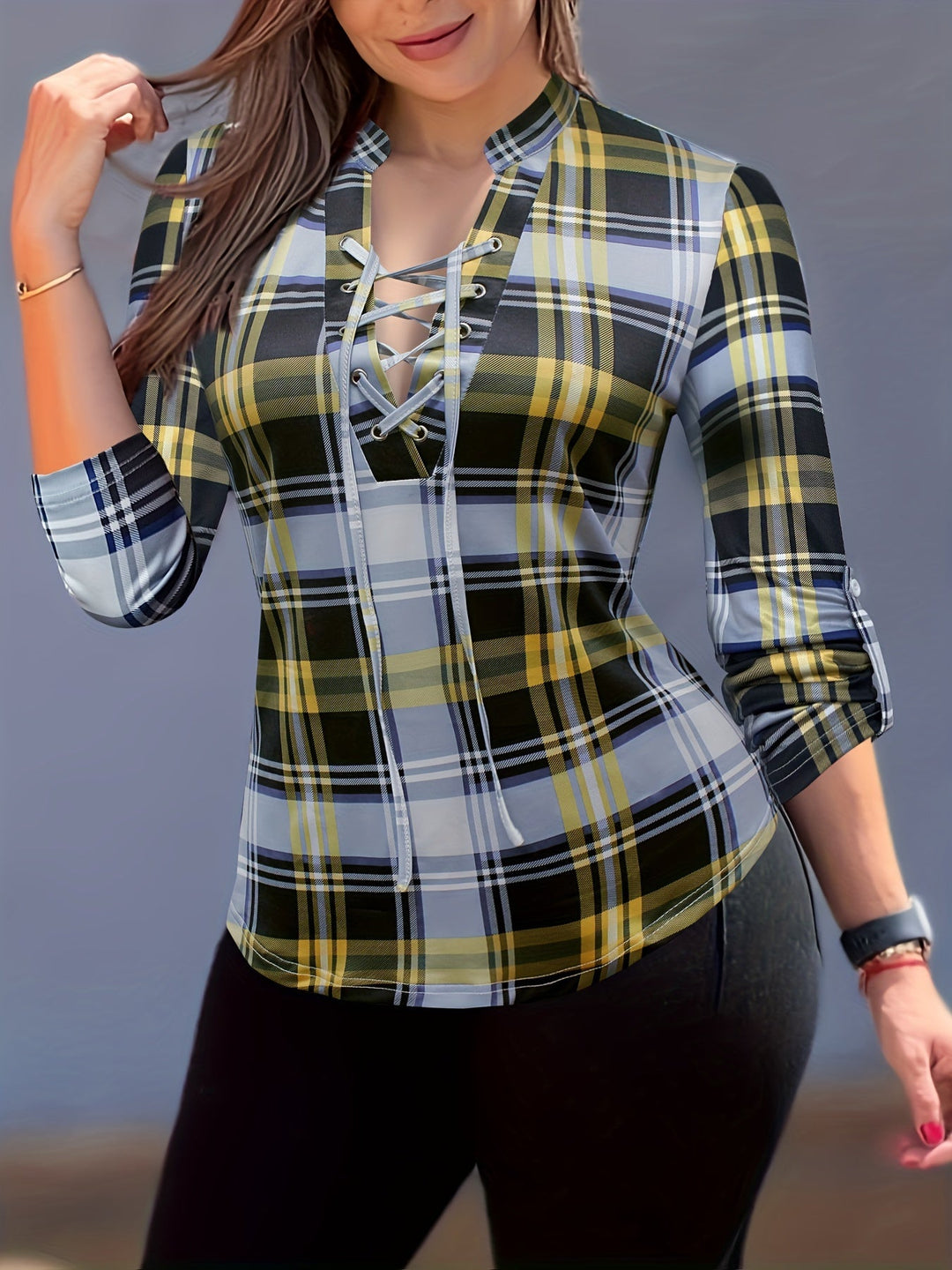 Geruite Trekkoord Blouse - V-Hals Ontwerp en Lange Mouwen