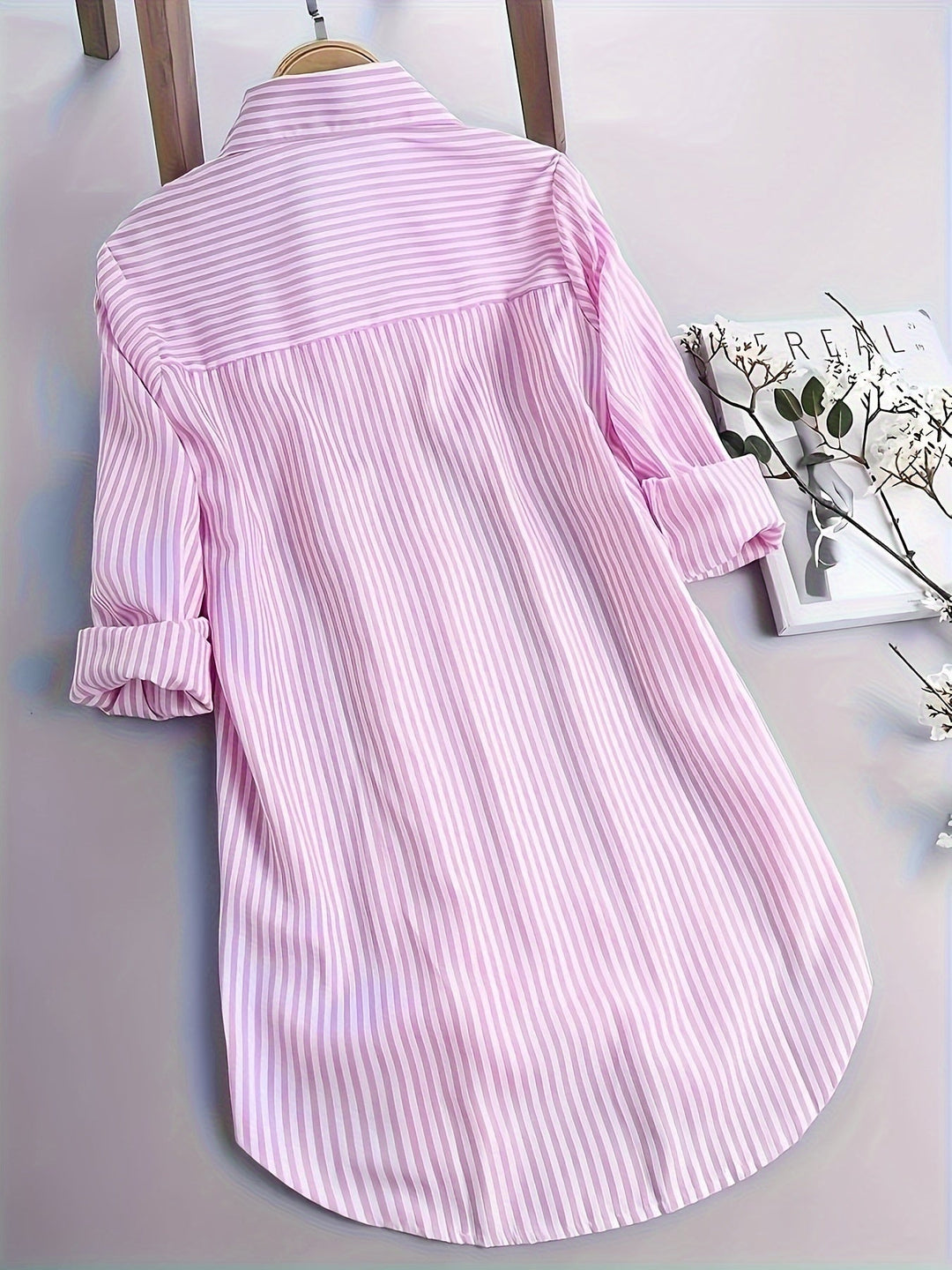 Gestreepte Shirt Met Knopen Vooraan - Curved Hem & Lange Mouwen