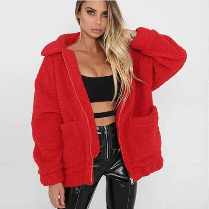 Imitatie Lamswol Jas - Oversized Vorm En Warme Isolatie