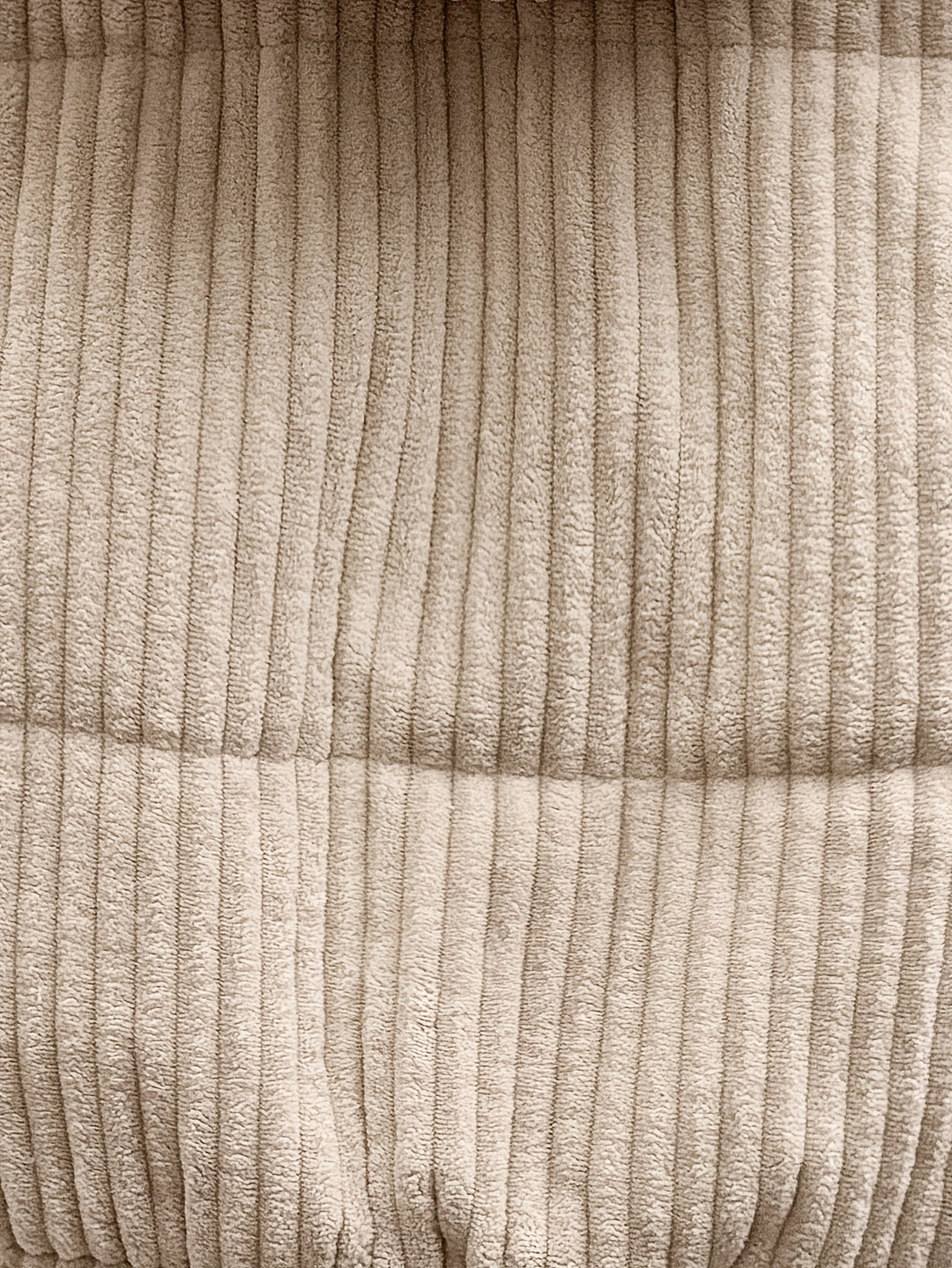 Jas – Korte Capuchon En Bewegingsvrijheid