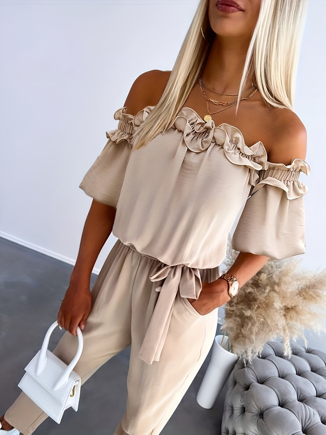 Jumpsuit – Blote Schouders & Ruches Zoom voor Beweeglijkheid